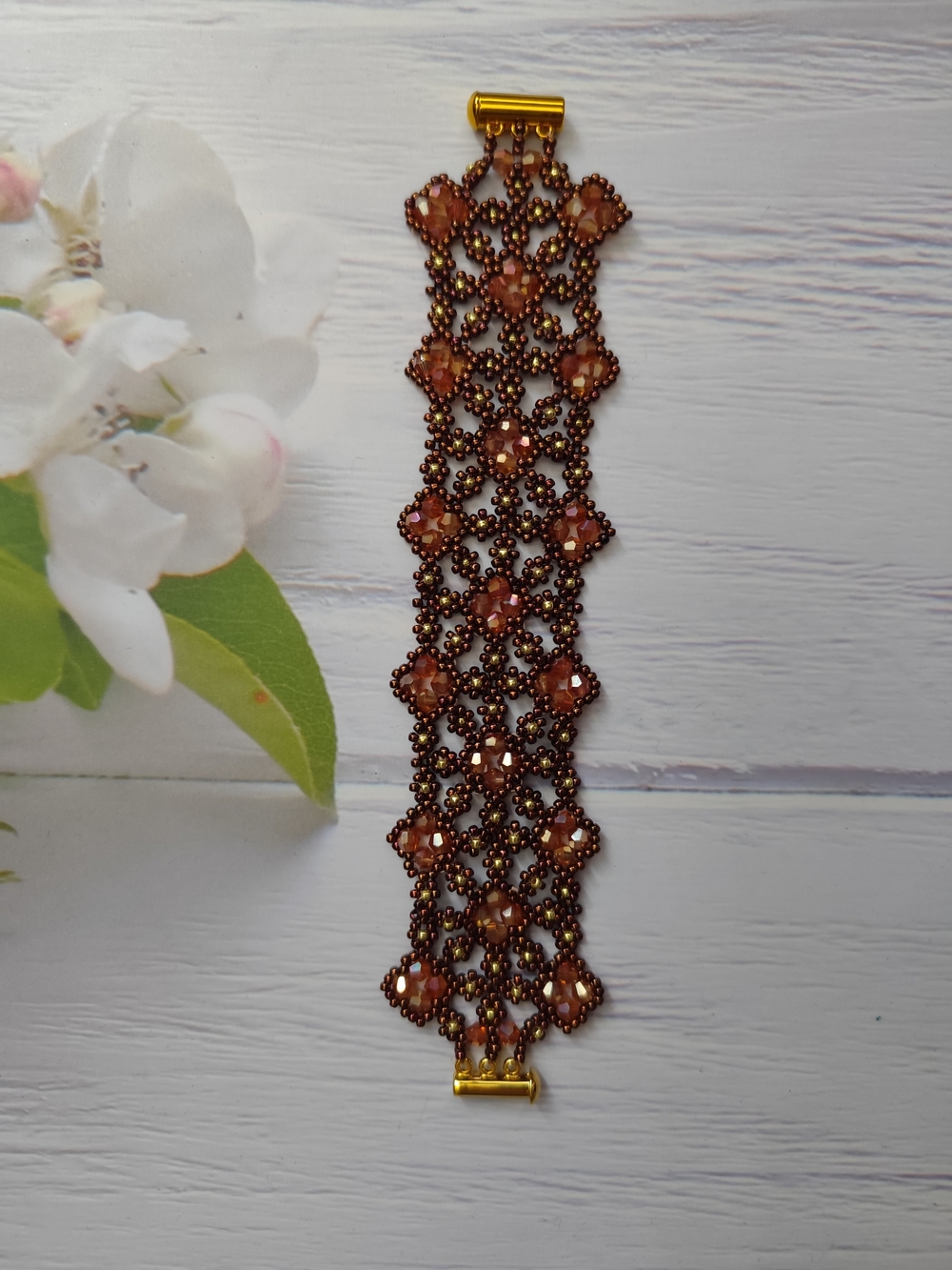 Handcrafted Brown Beaded Lace Bracelet with Gold Clasp 7"